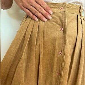 Sezane INSPIRED Pleated Corduroy Skirt with pockets